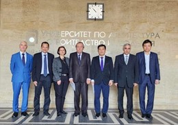 GS. Phan Quang Minh nhận bằng Tiến sĩ danh dự của trường  University of Architecture Civil Engineering and Geodesy (UACEG), Bulgaria