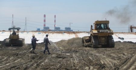 Khuyến khích dùng tro, xỉ làm vật liệu san lấp thay thế cát tự nhiên