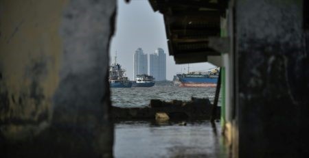 Jakarta – thành phố đứng bên bờ thảm họa bị nhấn chìm