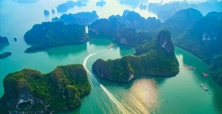 Xây dựng Hạ Long trở thành thành phố du lịch biển văn minh