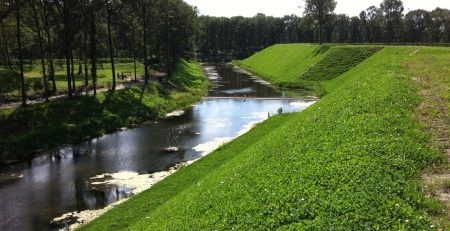 Cây cầu “vô hình” ở Hà Lan