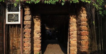 Ghé thăm ngôi nhà cổ 370 tuổi nguyên vẹn nhất xứ Đoài