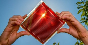 Thiết kế đảo ngược giúp tăng 22,3% hiệu suất pin mặt trời