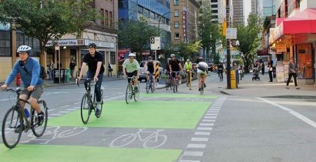 Đô thị thông minh – Cộng đồng trước, Công nghệ sau