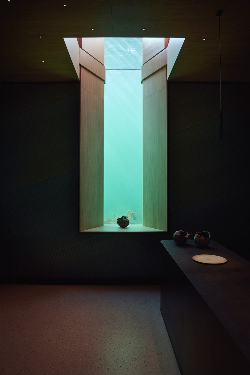 snohetta-underwater-restaurant-norway-under-designboom-1