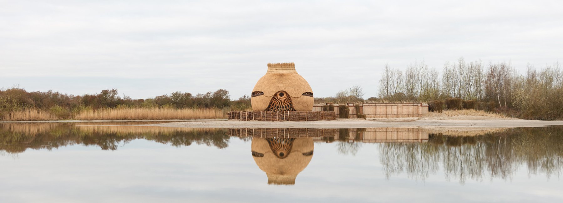 RAU architects constructs egg-shaped bird observatory along the dutch coast