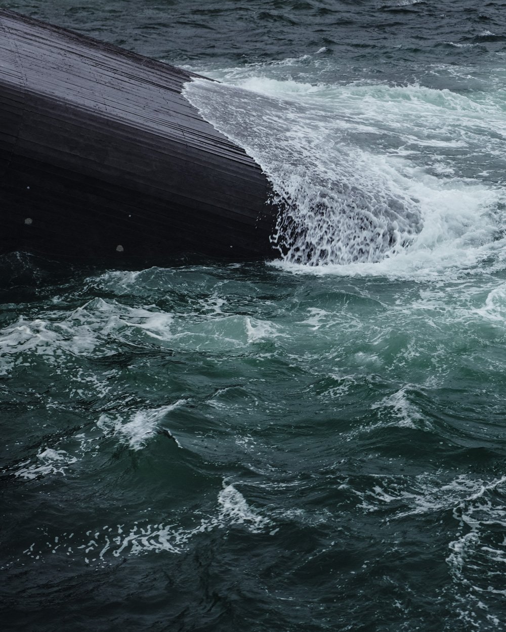 snohetta-underwater-restaurant-norway-under-designboom-8